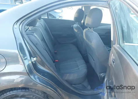 2019 Chevrolet Sonic Lt Auto from USA, damaged, VIN 1G1JD5SB6K4111550